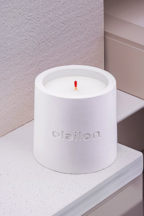 Aberto Design Vela de Hormigón Blanca Vainilla / Rosa 8.5 cm x 8 cm